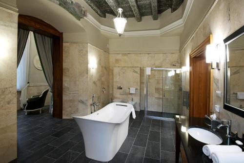 hotel image 18