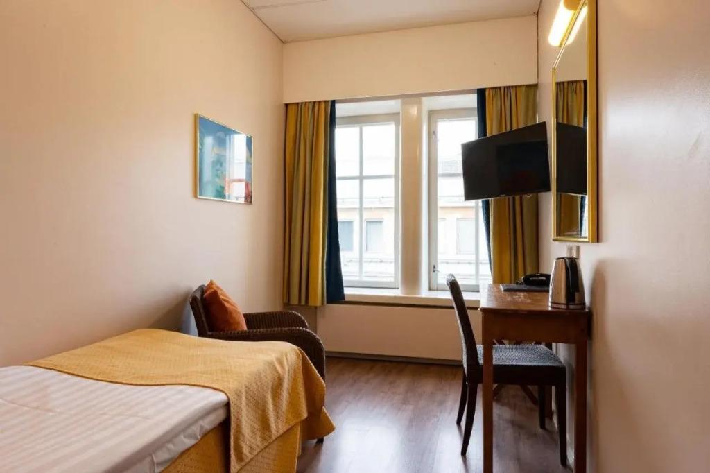 hotel image 16