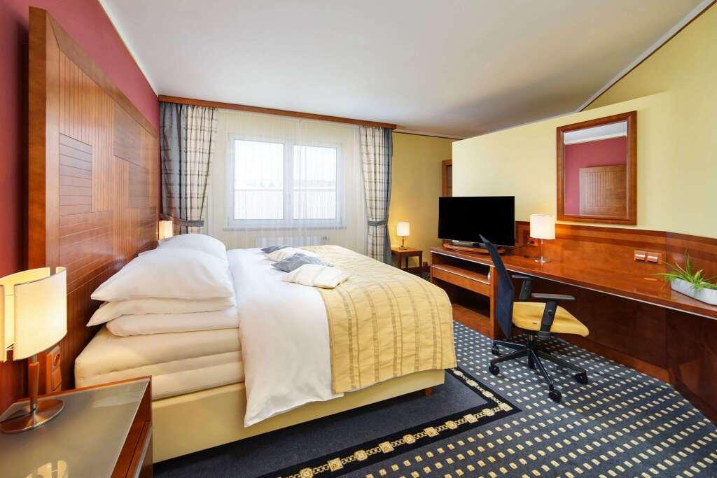 hotel image 8
