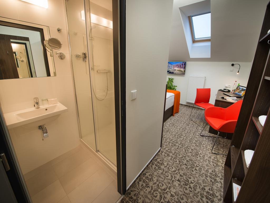 hotel image 12