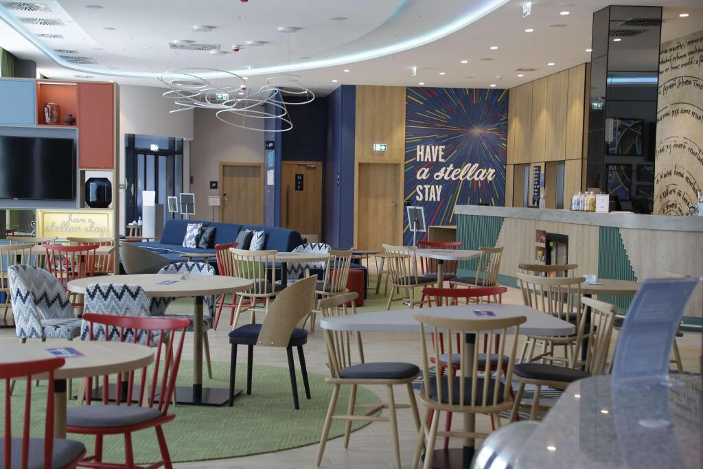 hotel image 11