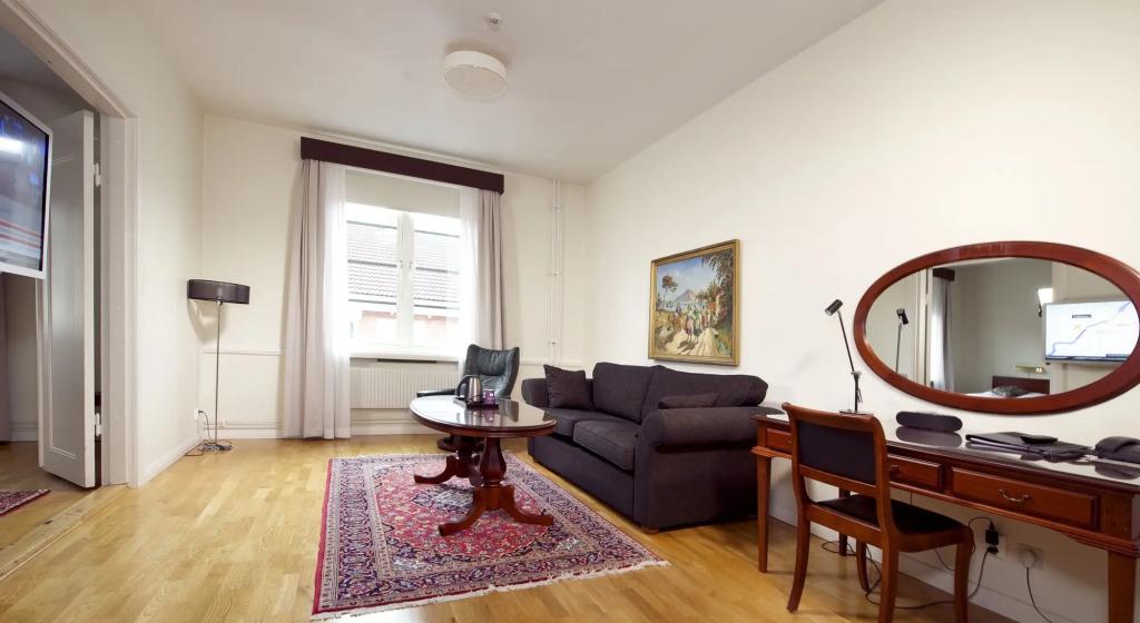 hotel image 12