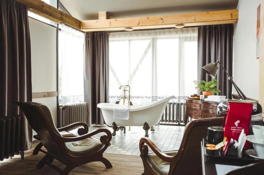 hotel image 7