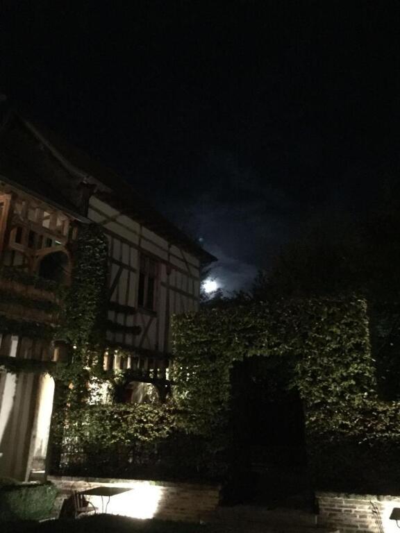 hotel image 9