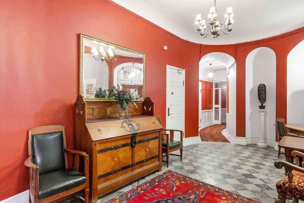 hotel image 9