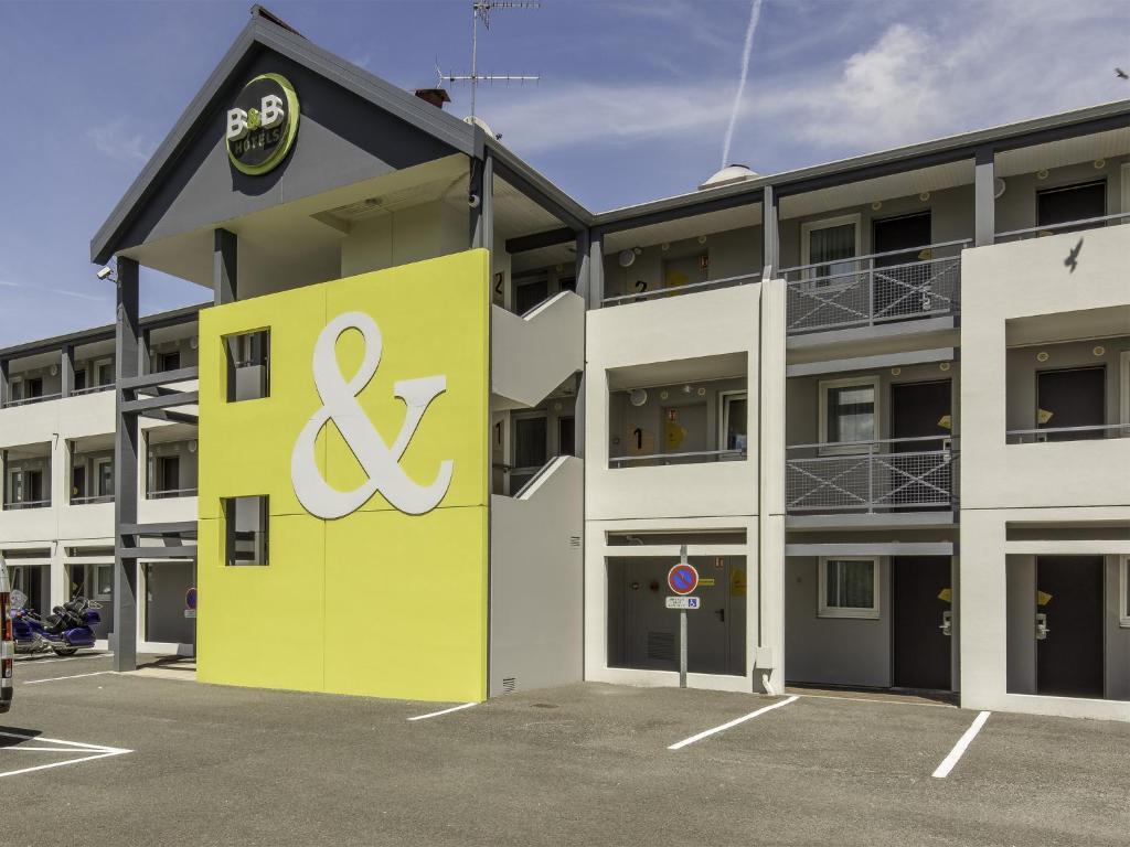 hotel image 8