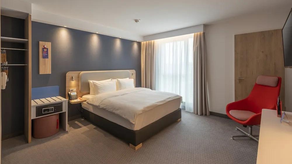 hotel image 13