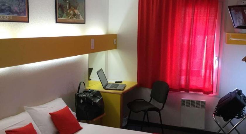 hotel image 12