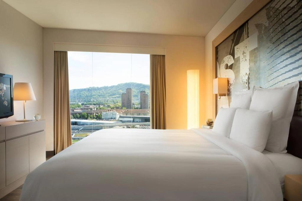 hotel image 13