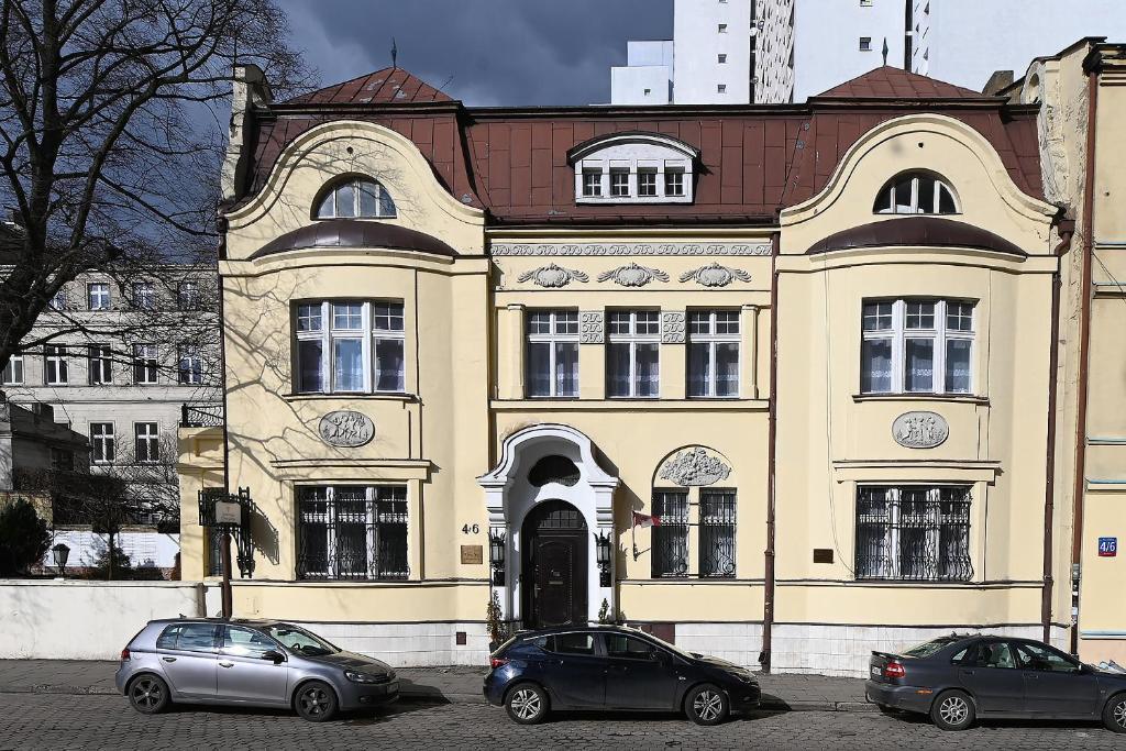 hotel image 12