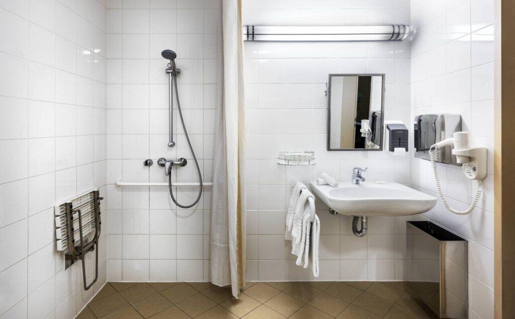hotel image 13