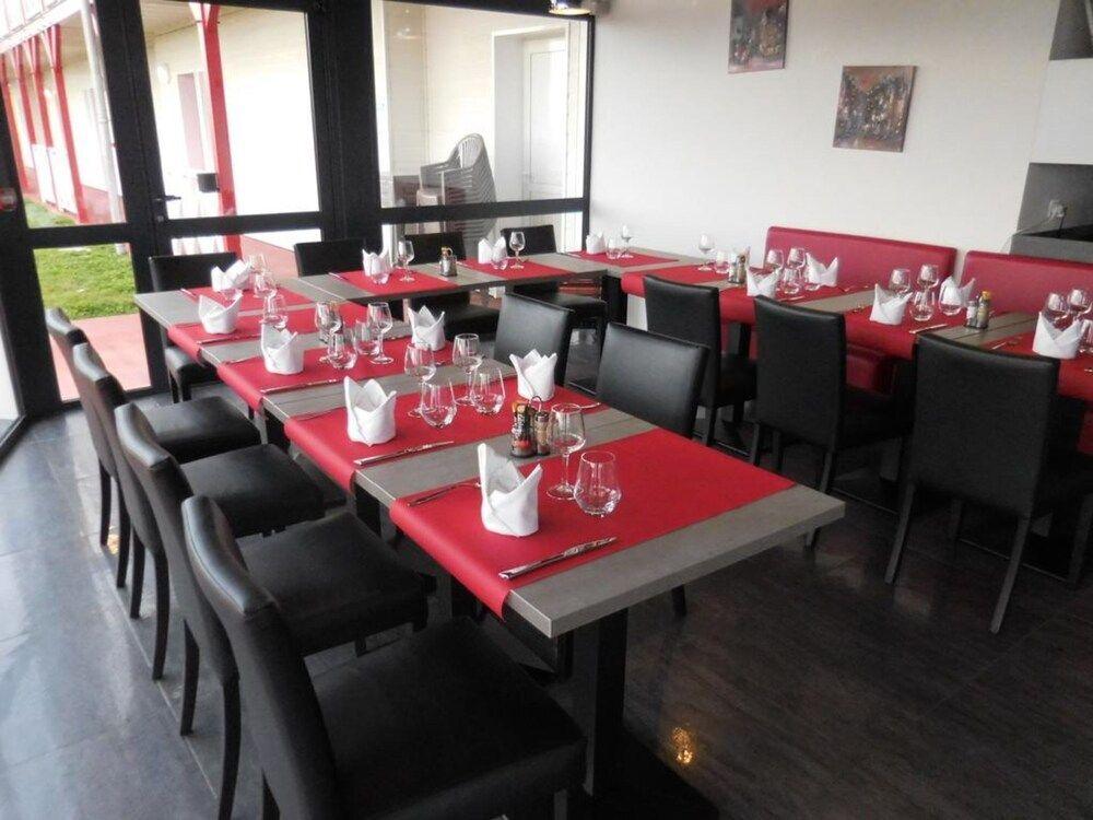hotel image 10