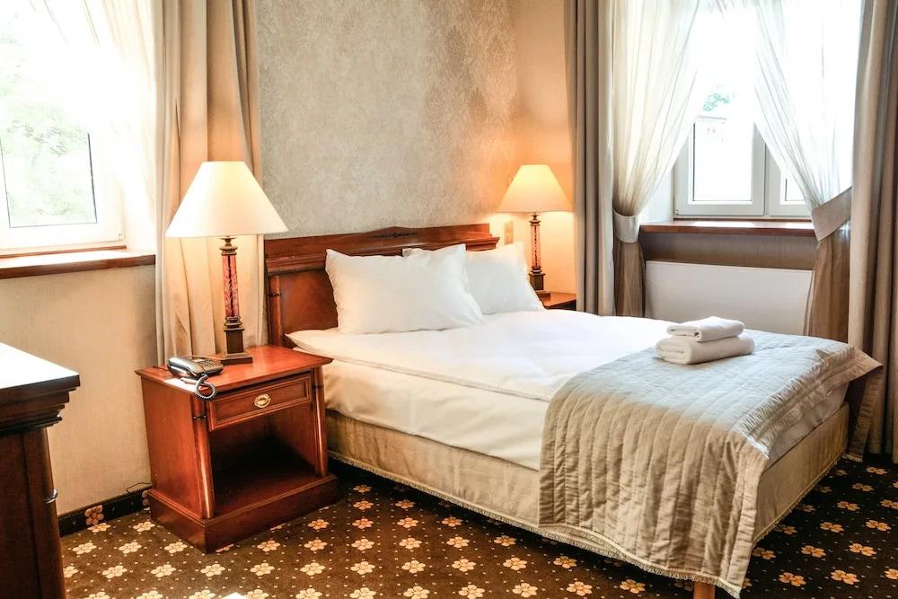 hotel image 9