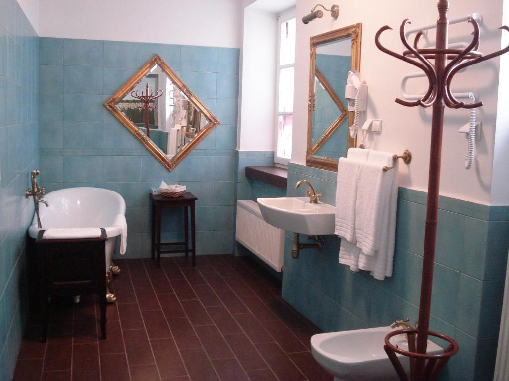 hotel image 12