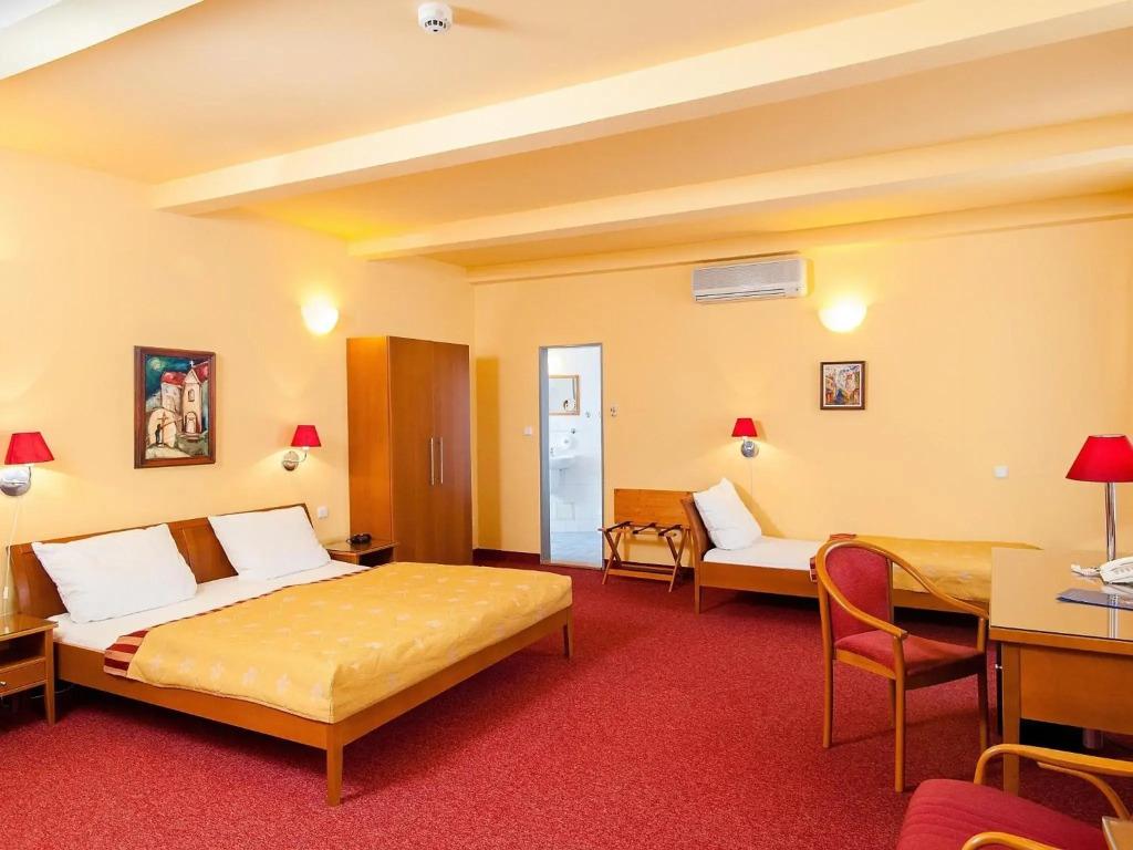 hotel image 12