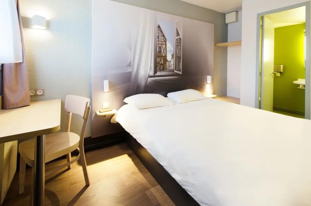 hotel image 16