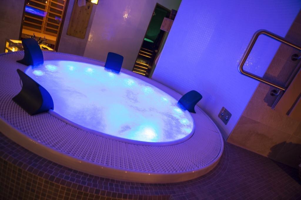hotel image 12