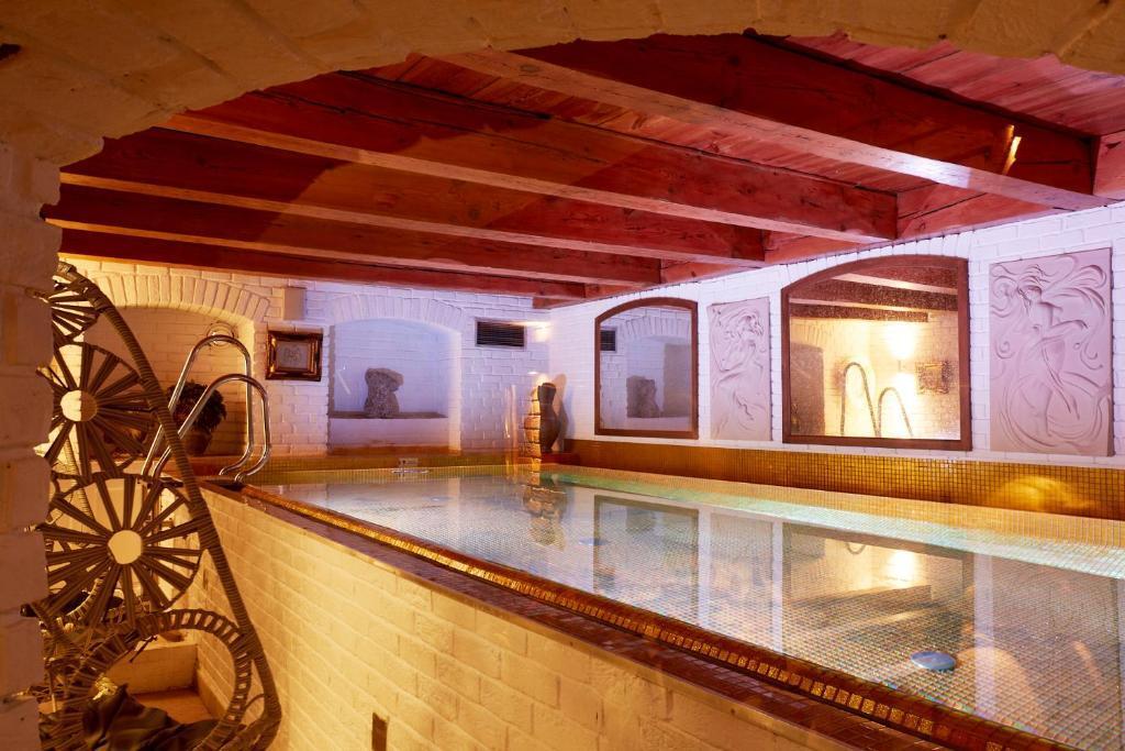hotel image 13