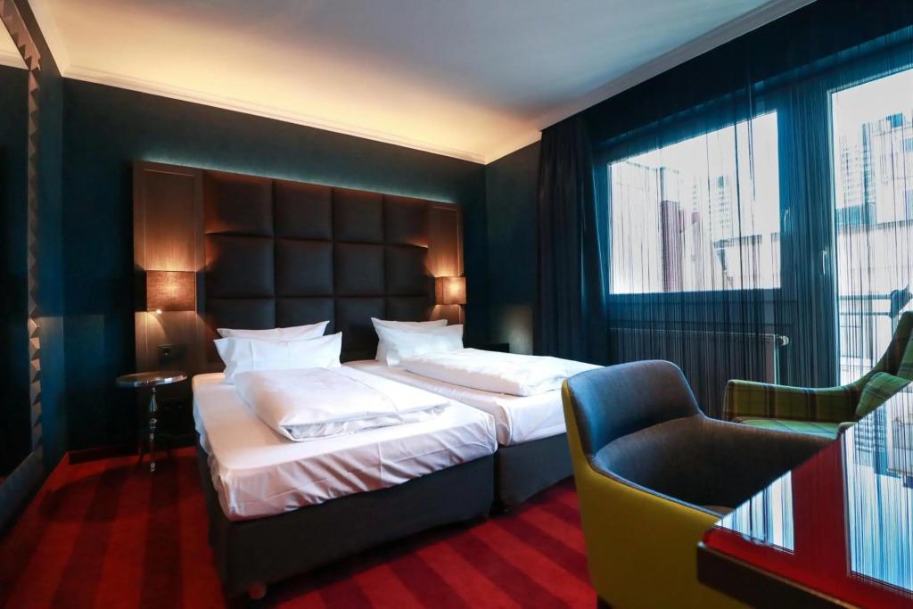 hotel image 16