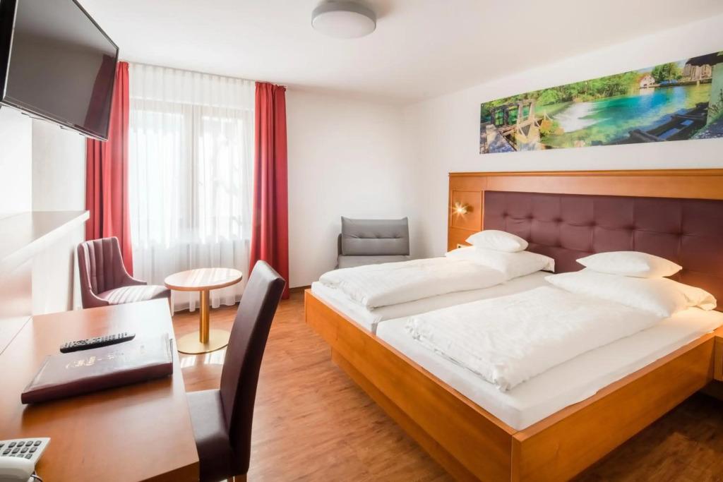 hotel image 12
