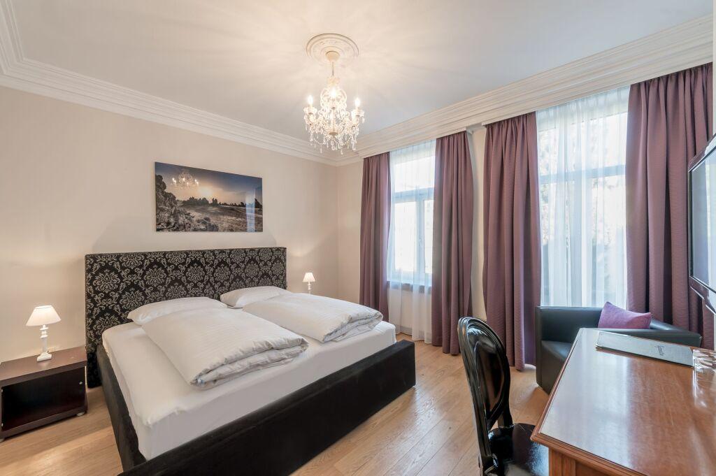 hotel image 16