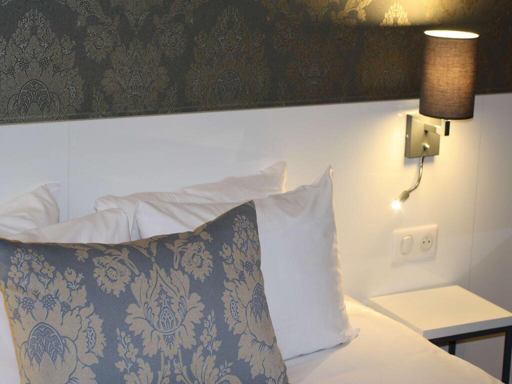 hotel image 12