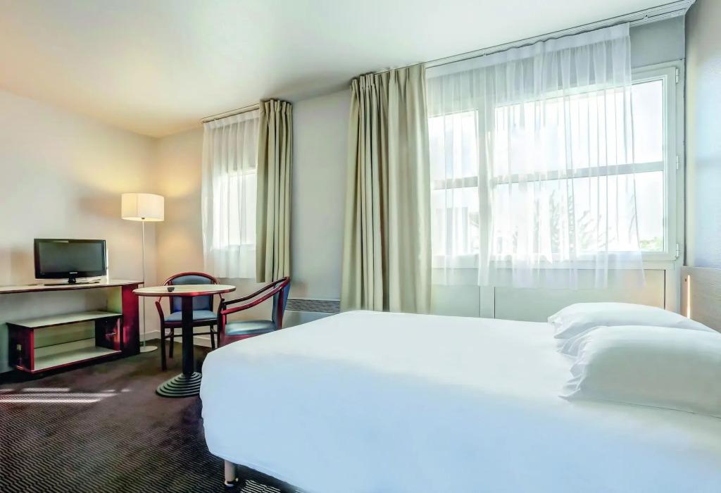 hotel image 12