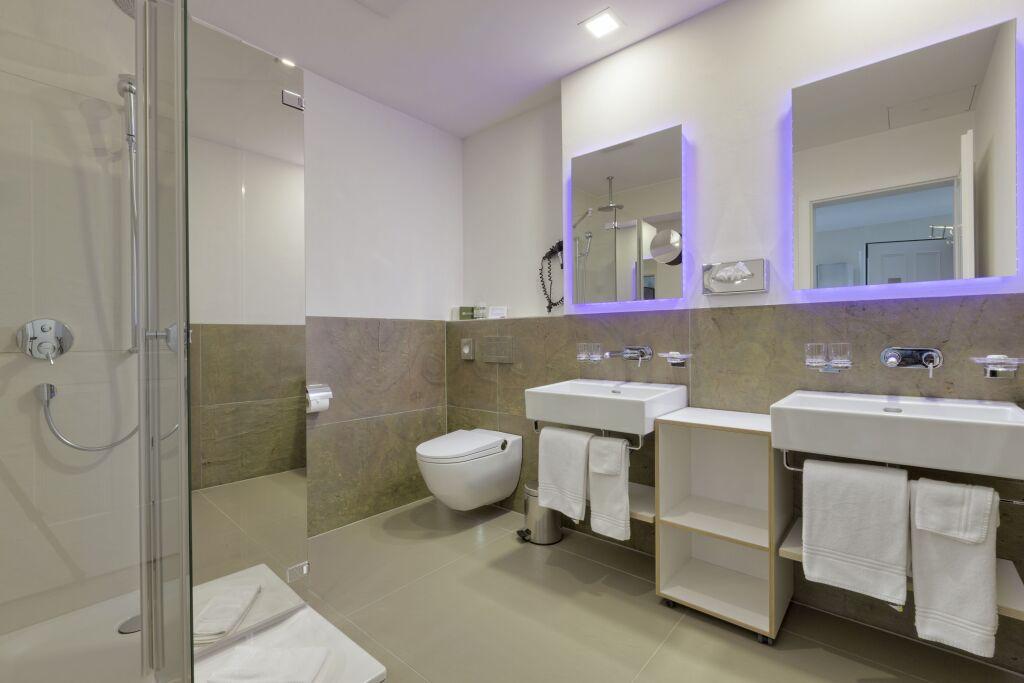 hotel image 12