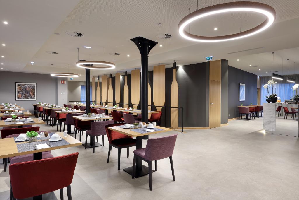 hotel image 10