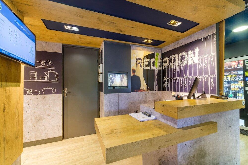hotel image 12