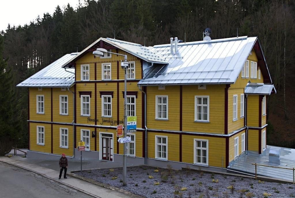 hotel image 13