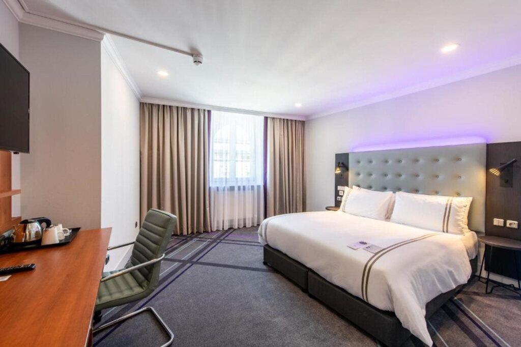 hotel