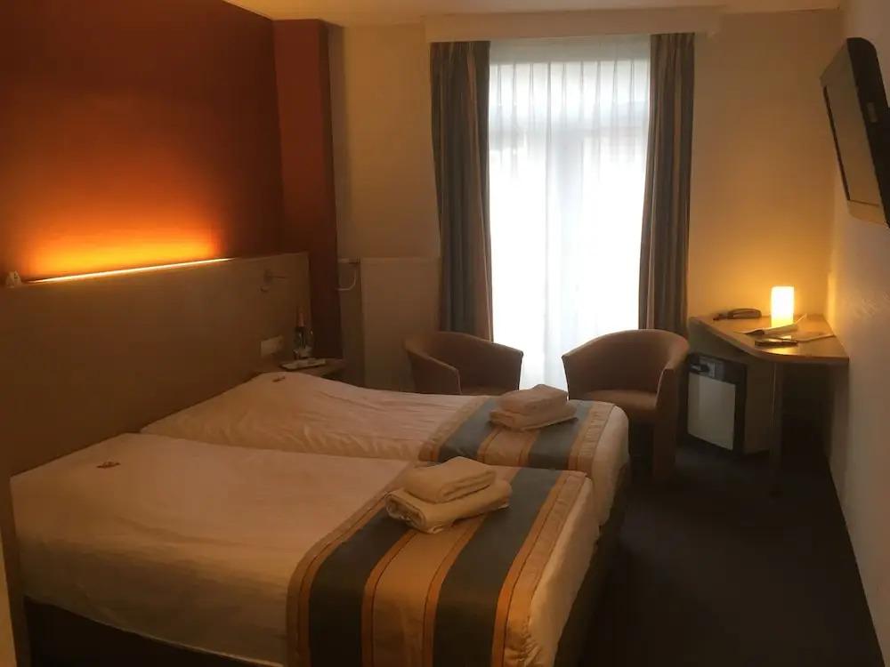 hotel image 9