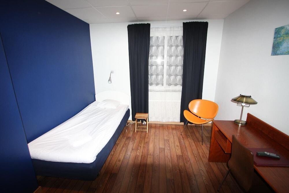 hotel image 12