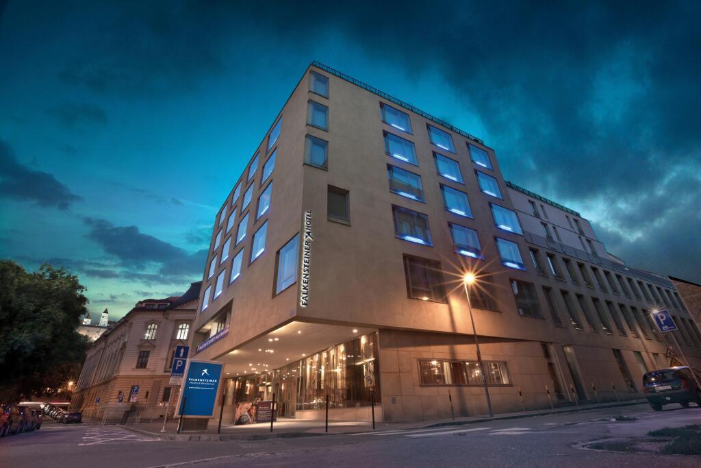 hotel image 16