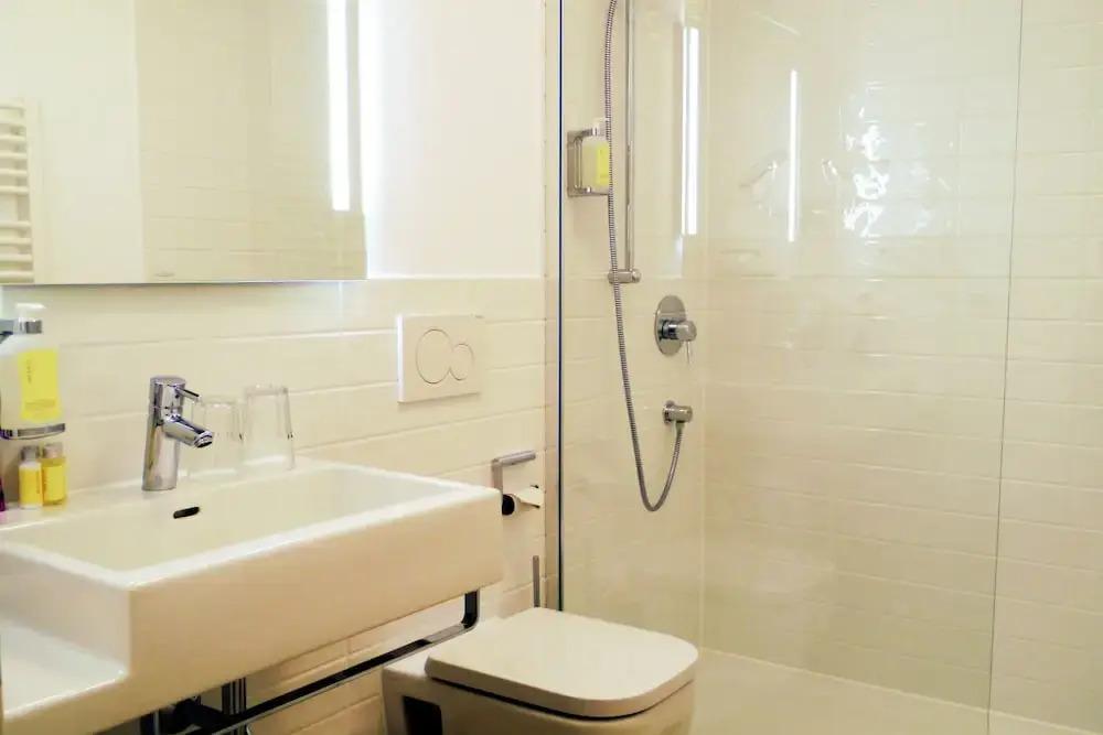 hotel image 16