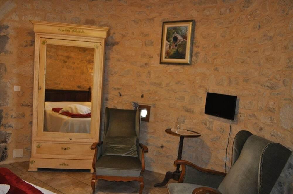 hotel image 8