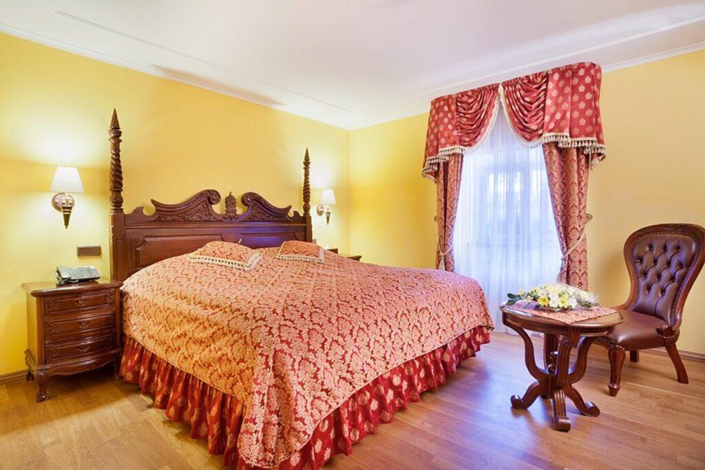 hotel image 13