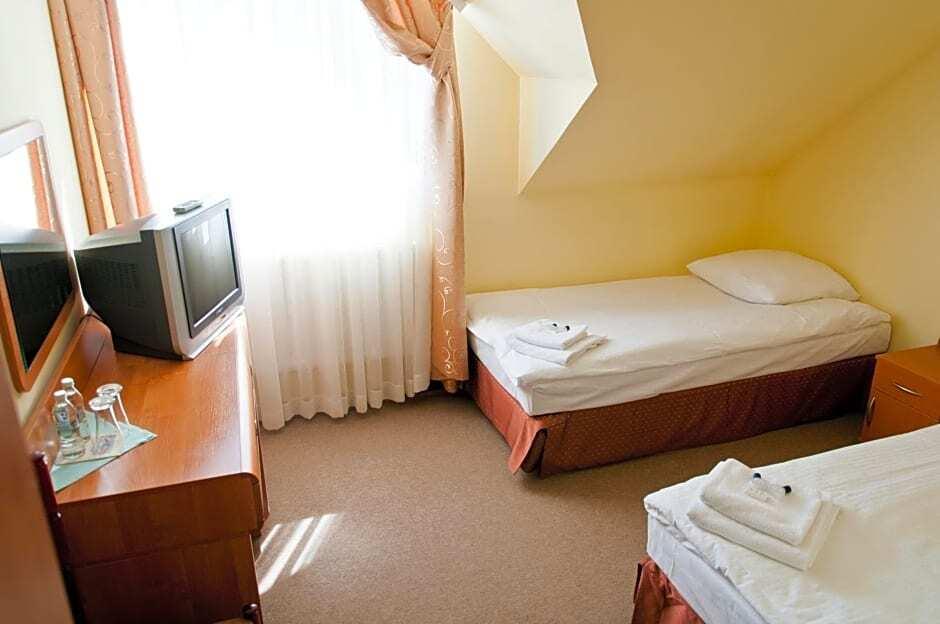 hotel image 16