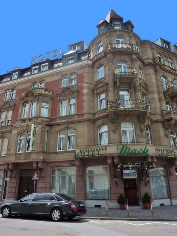 hotel image 13