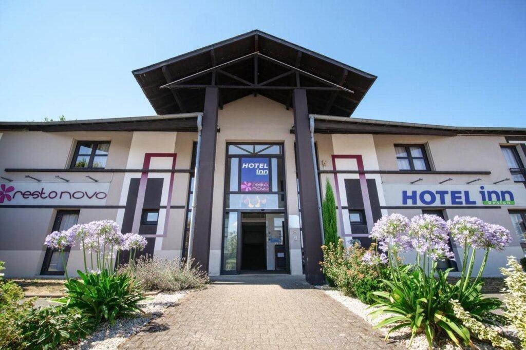 hotel image 9