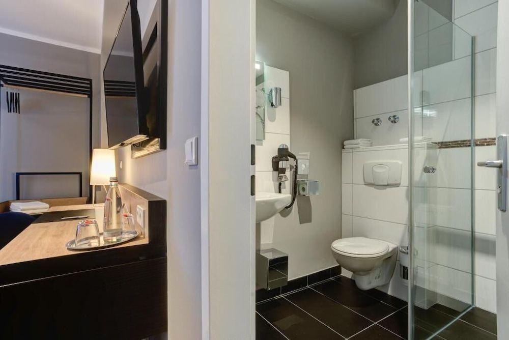 hotel image 9