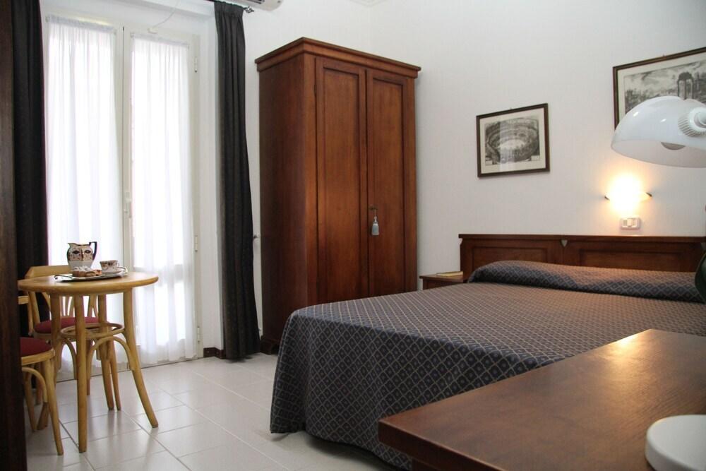 hotel image 11