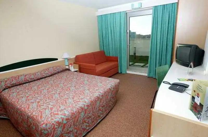 hotel image 13