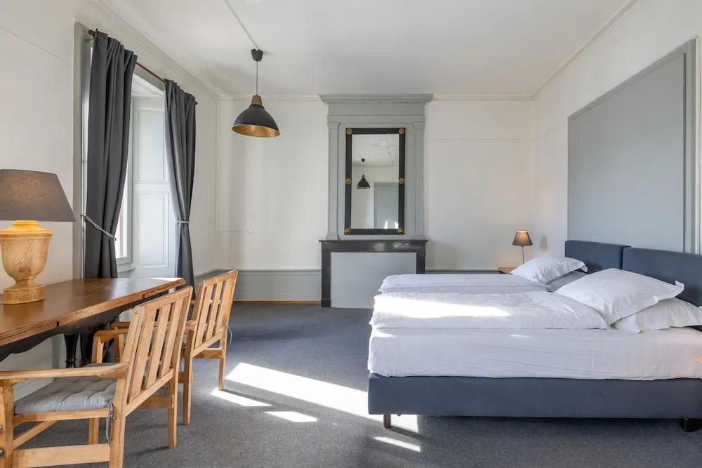 hotel image 10