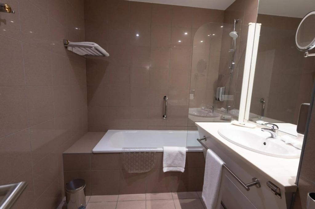 hotel image 10