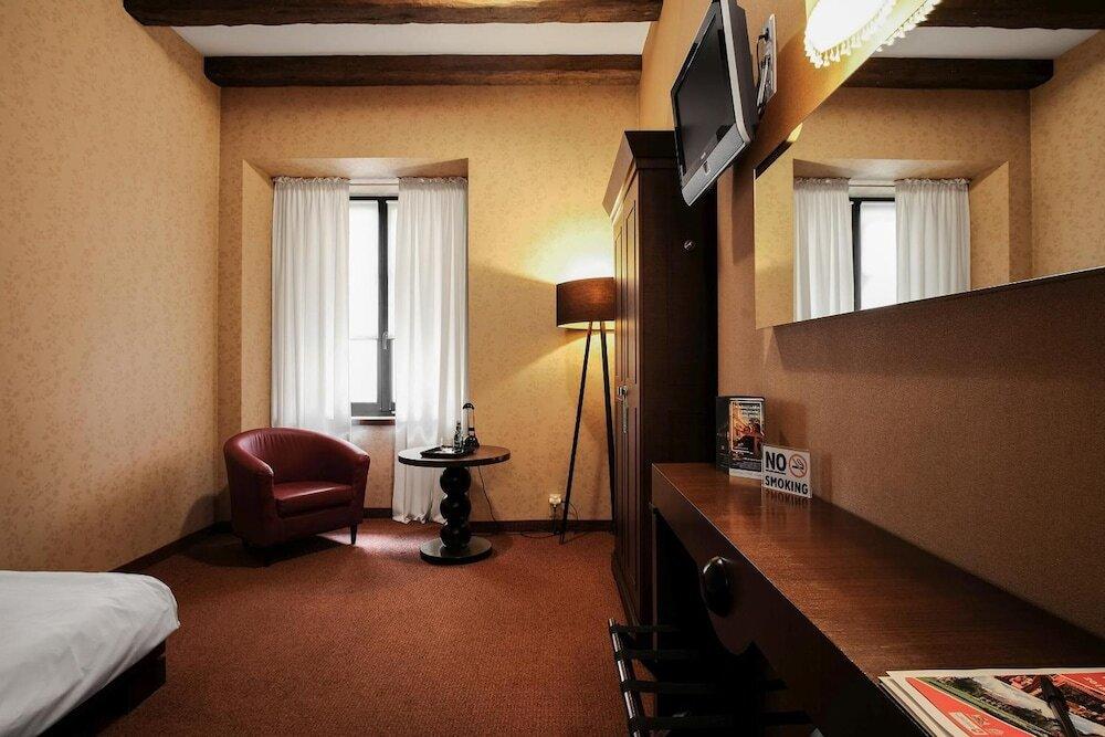 hotel image 16