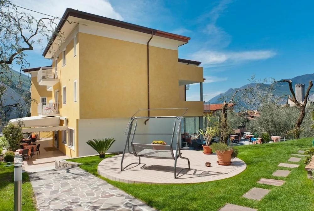 hotel image 12