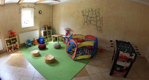 hotel image 10