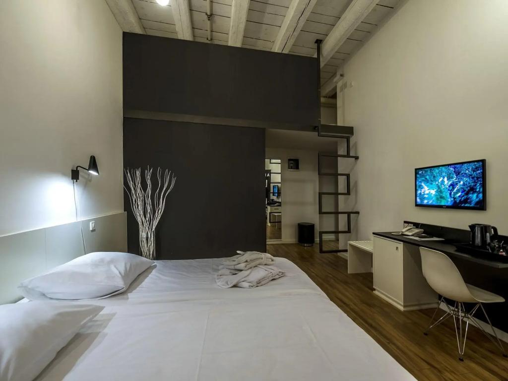 hotel image 44